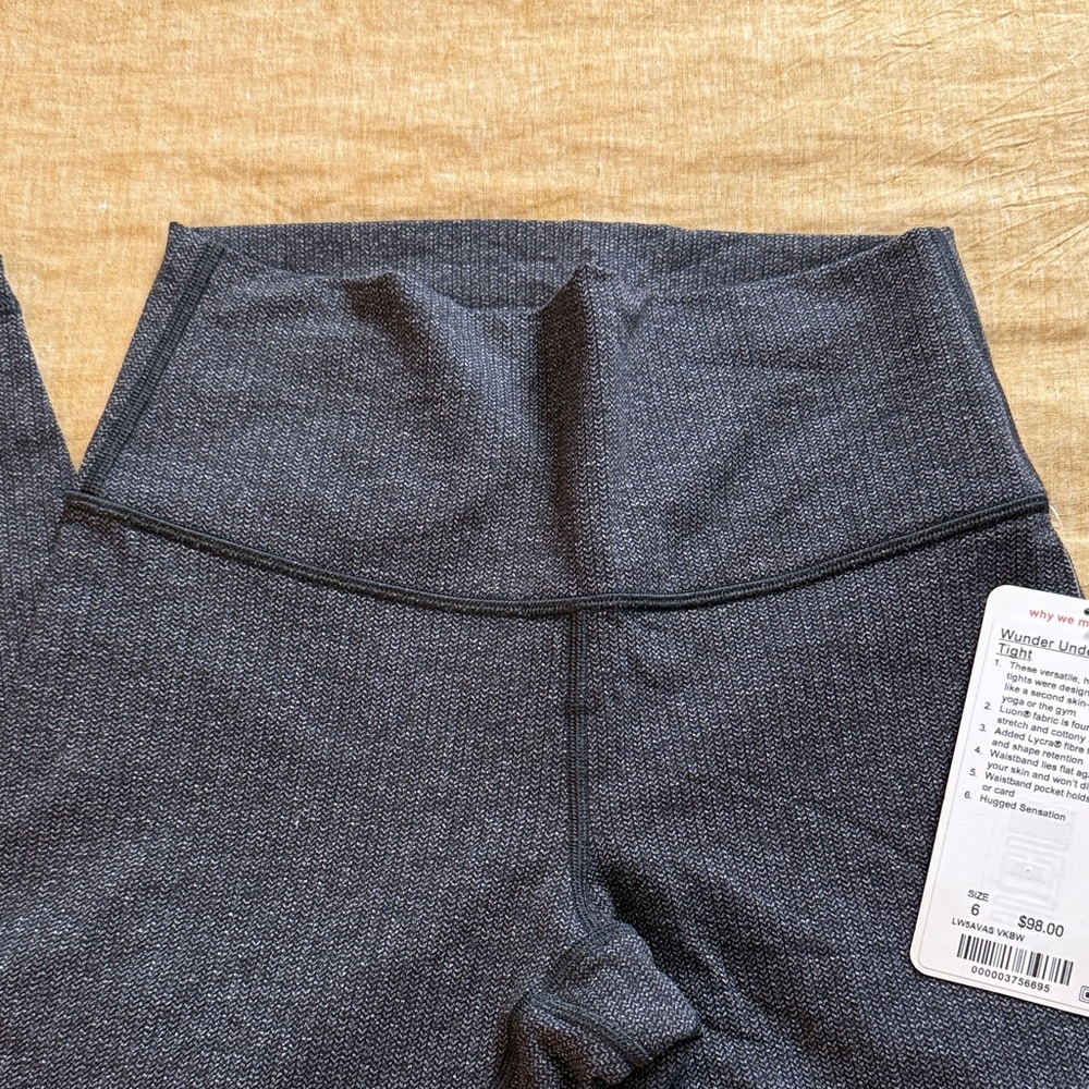 Lululemon Wunder Under Hi-rise 7/8 tight in herringbone - Picture 6 of 17